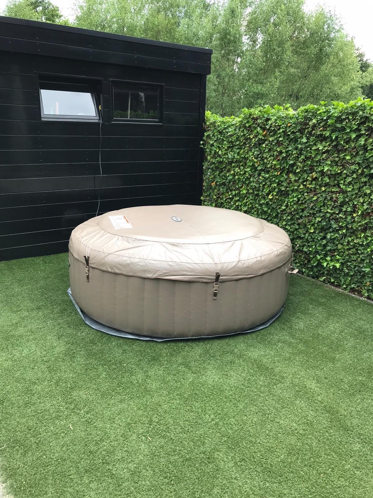 PureSpa SB-H20 6-persoons opblaasbare jacuzzi, Ophalen, Gebruikt, Opblaasbaar