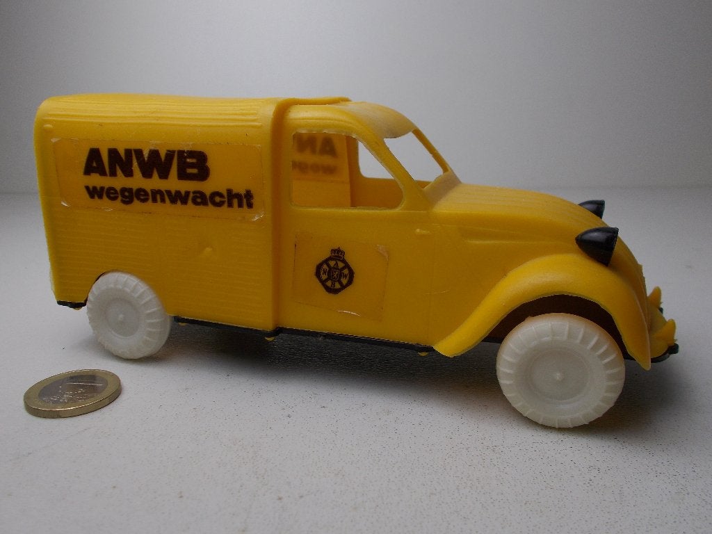Jaren 60 Grote Plastic CITROEN 2CV ANWB WEGENWACHT ( 20 CM!), Hobby en Vrije tijd, Modelauto's | 1:43, Gebruikt, Auto, Overige merken