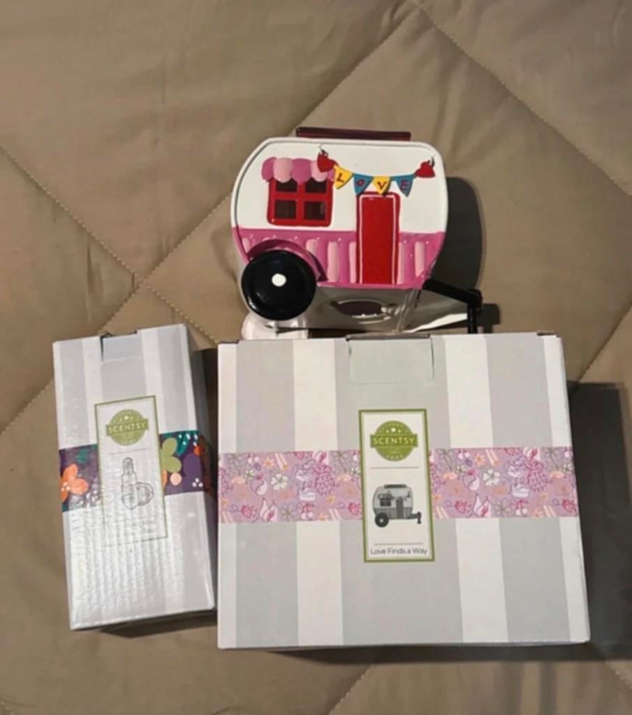 Scentsy Love Finds a Way Camper Warmer, Ophalen of Verzenden, Nieuw