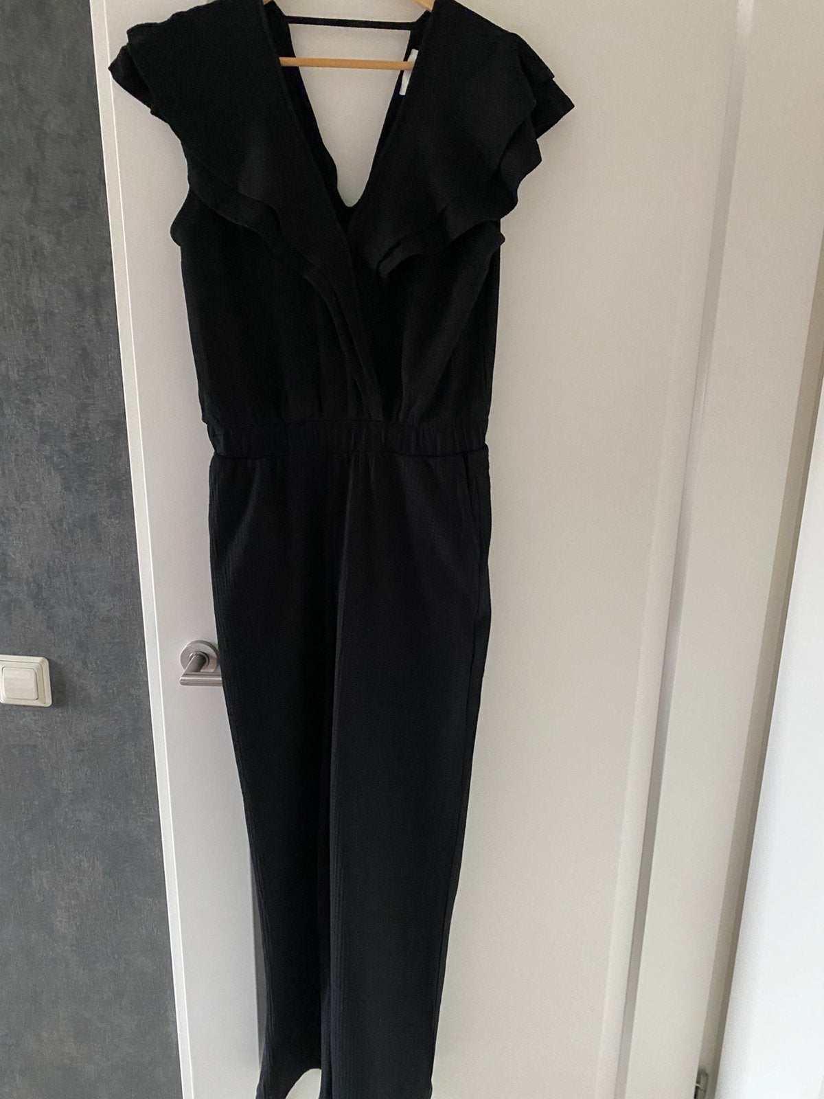 Jumpsuite Shoeby maat M, Kleding | Dames, Jumpsuits, Ophalen of Verzenden, Zo goed als nieuw, Zwart