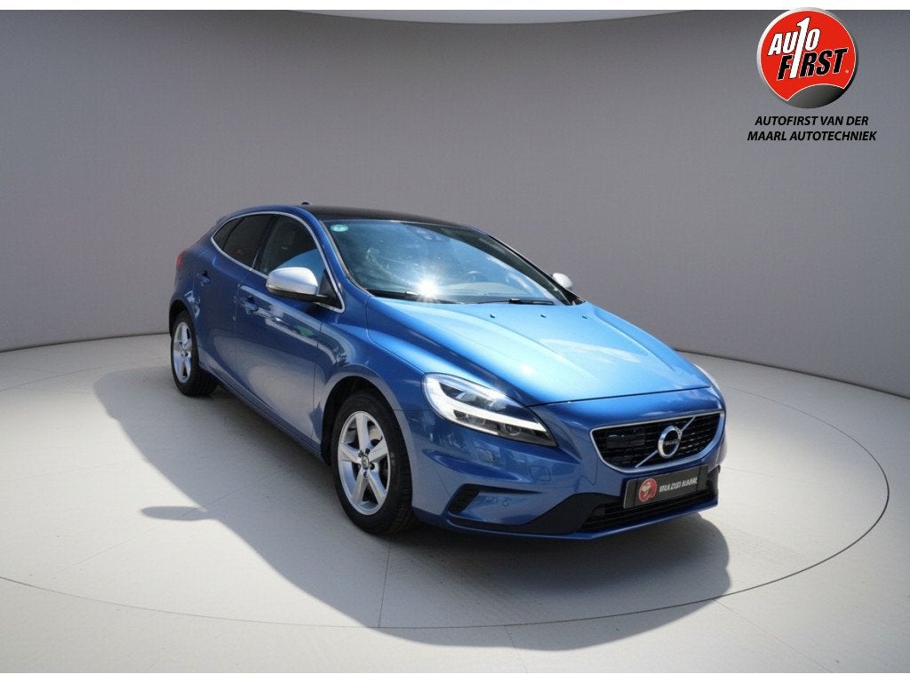 Volvo V40 1.5 T3 Polar+ Sport / lederen bekleding / stoelver, Auto's, Automaat, 4 cilinders, 700 kg, Blauw