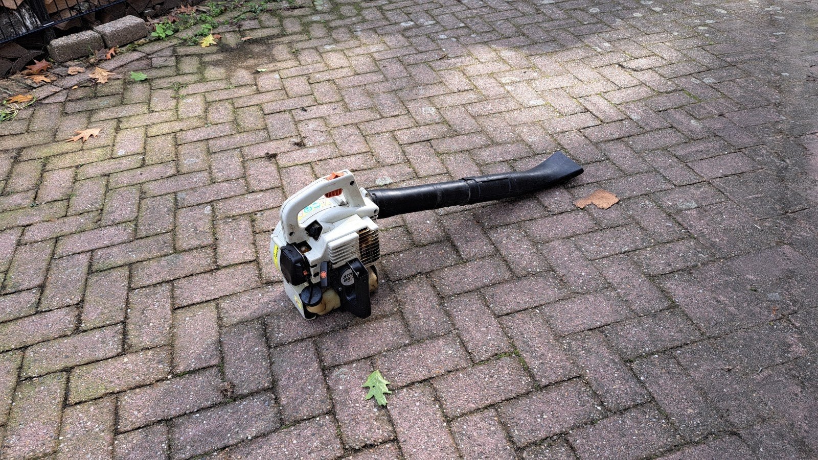 Stihl BG 75 bladblazer 30jr oud maar blaast nog als nieuw, Ophalen, Gebruikt, Handgedragen, BG 75
