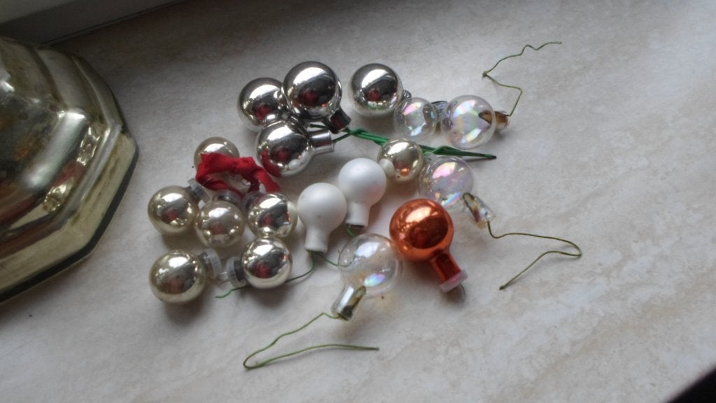 18 mini kerstballen, Ophalen of Verzenden, Gebruikt
