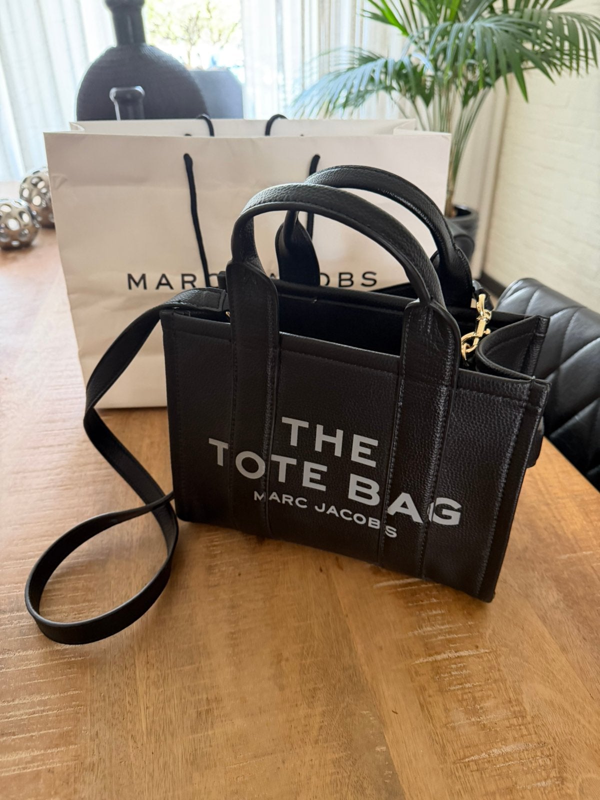Marc jacobs the tote bag mini, Verzenden, Zo goed als nieuw, Zwart