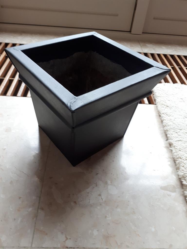 PLANTENBAK ZINK METAAL ZGAN, Minder dan 30 cm, Rond, Ophalen of Verzenden, Zo goed als nieuw