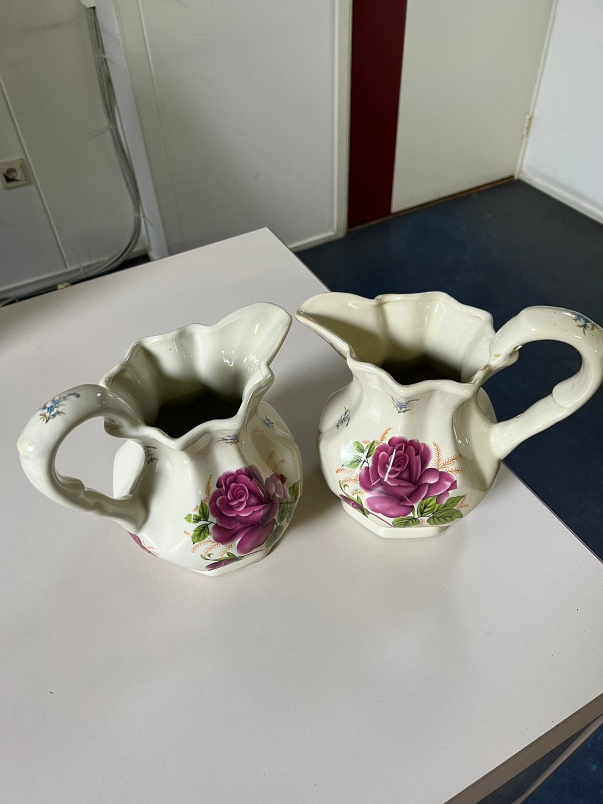 Twee “Petit Pichet Décoration” Vintage Vazen Kannen Waterkan, Ophalen of Verzenden