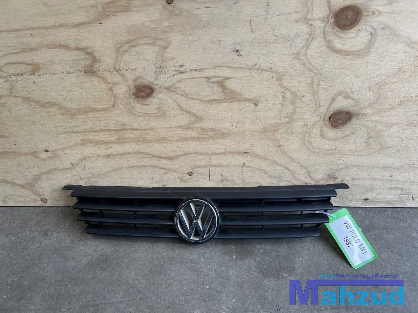 VW POLO 6N grille 1994-1999, Gebruikt, Volkswagen, Volkswagen AG, Berliner Ring 2
38440  Wolfsburg, DE
