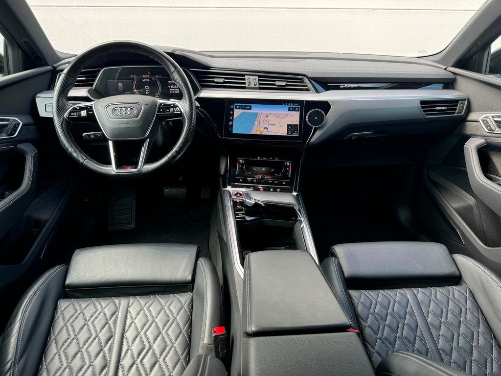 Audi E-tron Sportback S quattro 504 PK Org NL SOH 100% Pano, Auto's, Audi, Automaat, Gebruikt, 463 min, Zwart