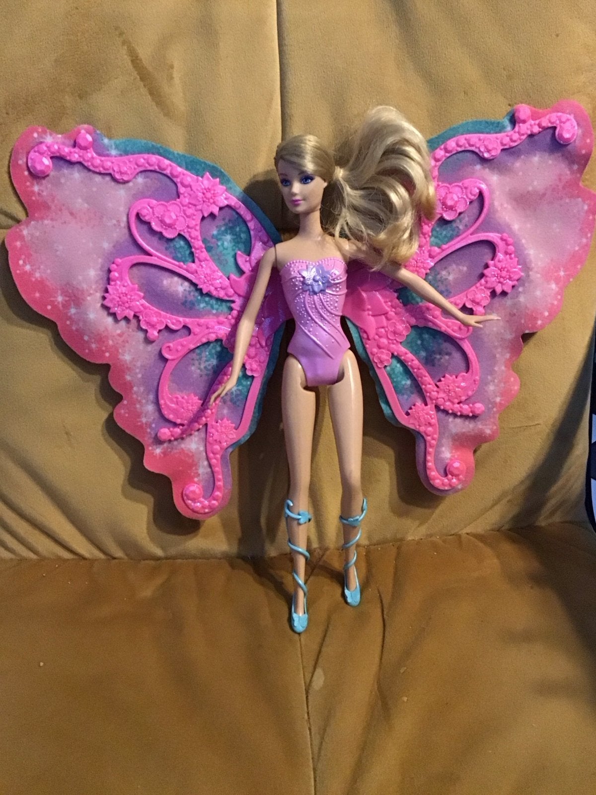 Barbiepop Flower 'n Flutter met vlinder vleugels, Kinderen en Baby's, Speelgoed | Poppen, Ophalen of Verzenden, Gebruikt, Barbie