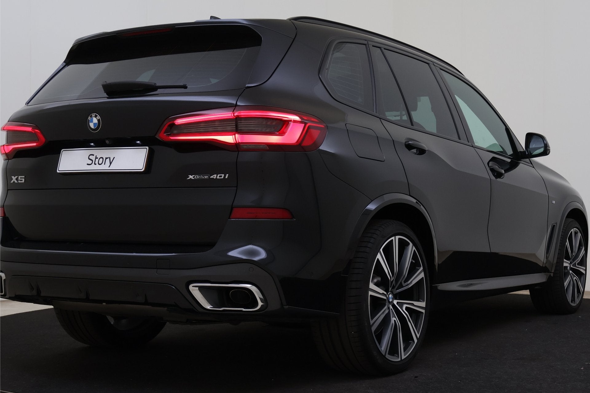 BMW X5 xDrive40i High Executive M Sport Automaat / Panoramad, Auto's, 12 maanden, Gebruikt, 138 €/maand, Vierwielaandrijving