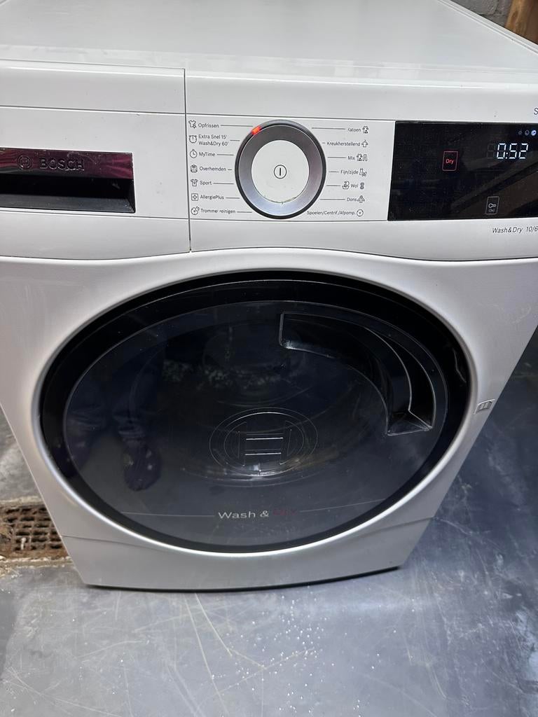 Bosch serie 8  10 kilo vulgewicht, 8 tot 10 kg, Ophalen of Verzenden, Zo goed als nieuw, Condens