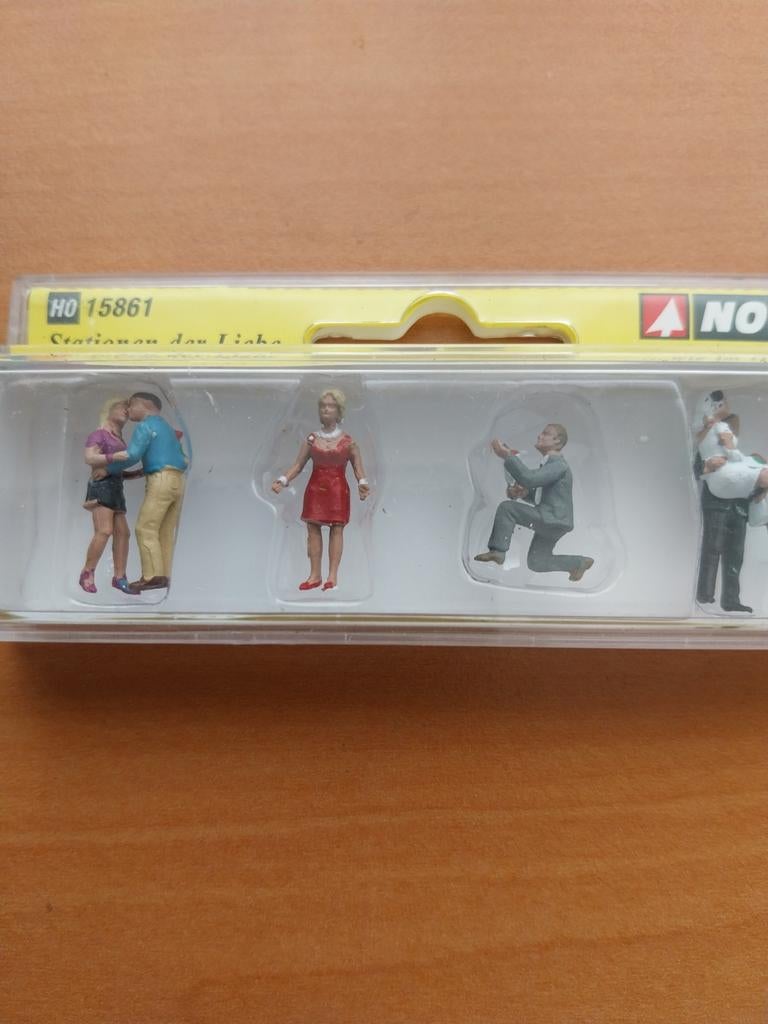 NOCH HO 15861 Figurenset 'Liefde' - Nieuw in verpakking, Hobby en Vrije tijd, Modeltreinen | H0, Ophalen of Verzenden
