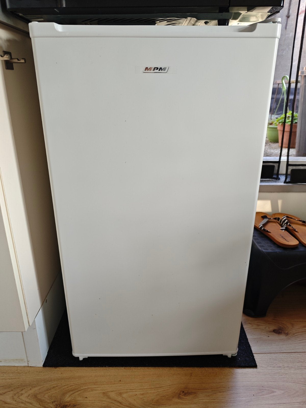 Vriezer vrieskast 60L MPM-80-ZS-06N, Witgoed en Apparatuur, Vriezers en Diepvrieskisten, Minder dan 60 cm, Ophalen