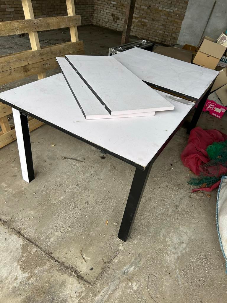 Uitschuifbare Tafel - Ideaal voor elke gelegenheid, Ophalen of Verzenden, Gebruikt