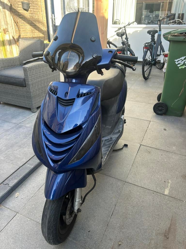 Piaggio Zip 4t, Ophalen, Zo goed als nieuw, Benzine, Zip