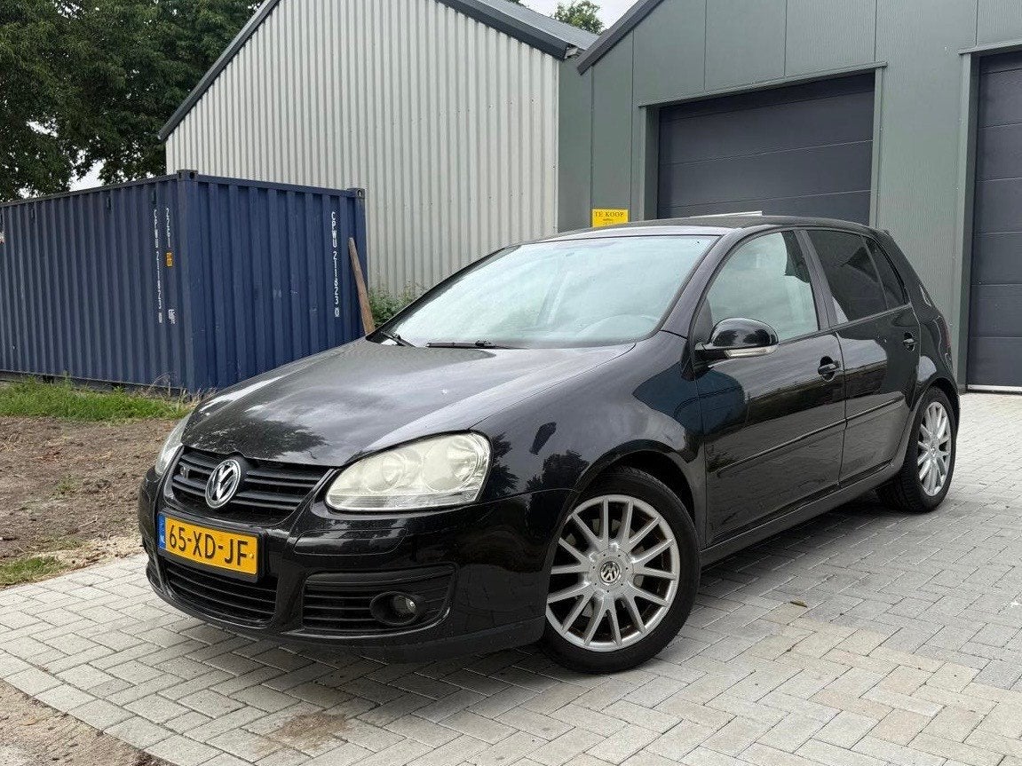 Volkswagen Golf 1.4 TSI GT Business 170Pk, Voorwielaandrijving, Gebruikt, Metallic lak, Zwart