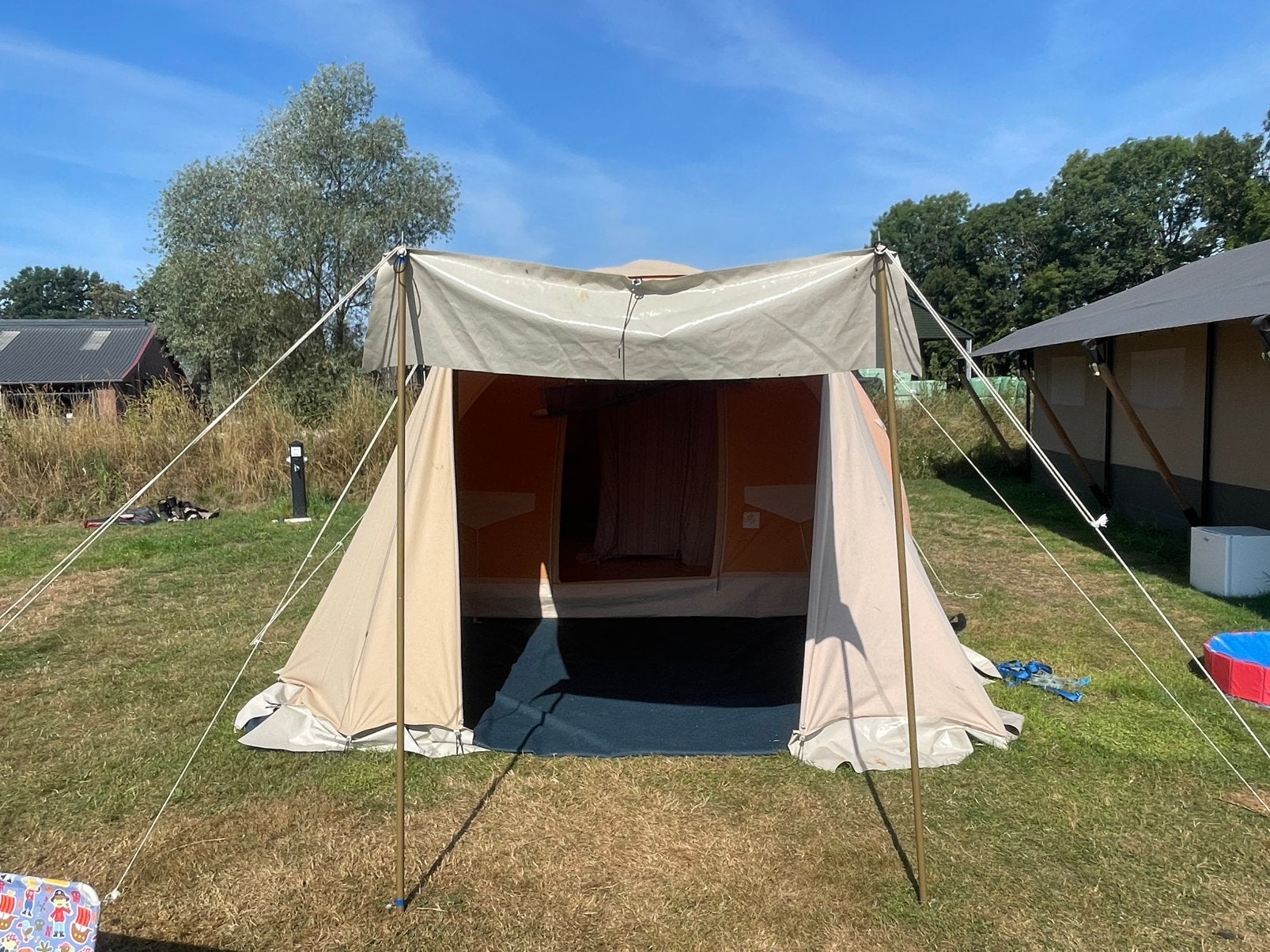 Karsten 380 + comfort luifel + afsluitwand + accessoires, Ophalen, Gebruikt, Tot en met 6