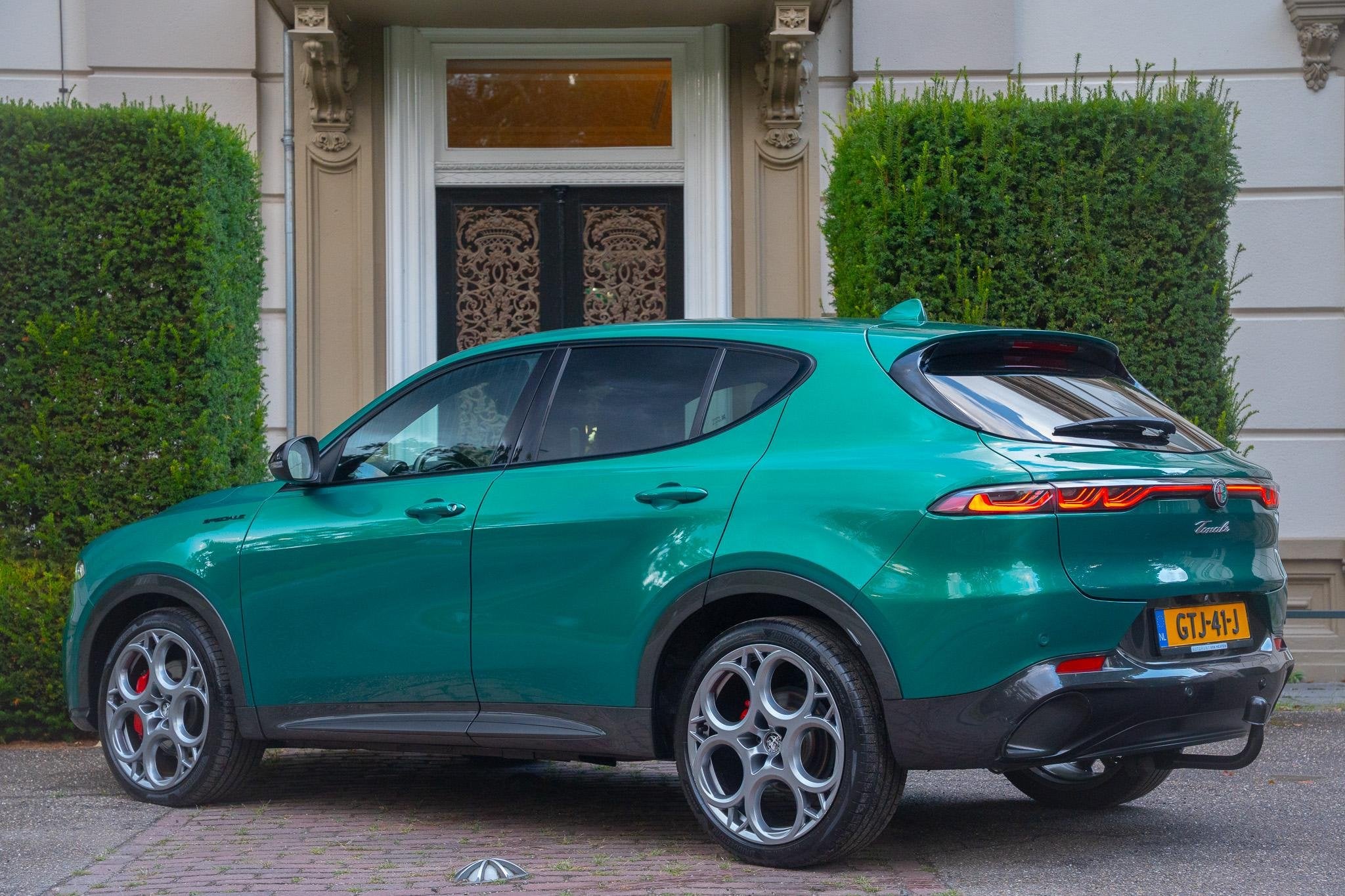 Alfa Romeo Tonale 1.5T Hybrid Edizione Speciale TREKHAAK | A, Auto's, Gebruikt, Euro 6, 4 cilinders, 700 kg