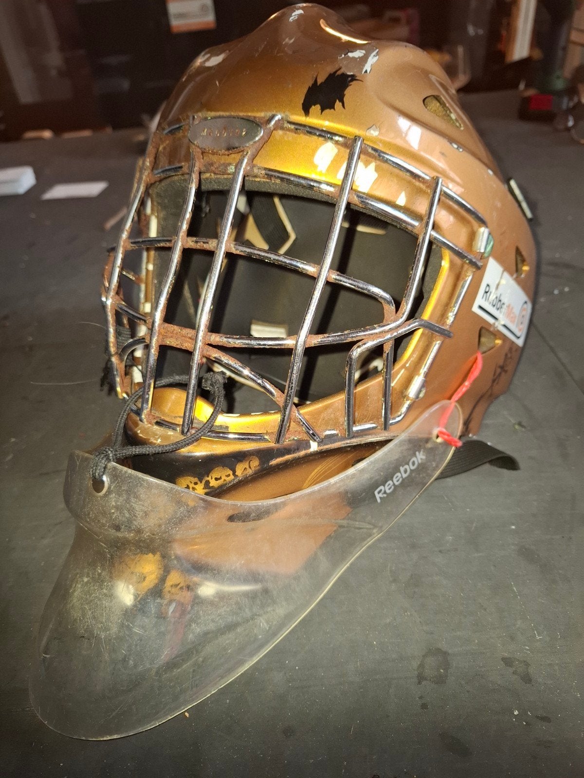 fijne goalie helm, Sport en Fitness, Ophalen of Verzenden, Gebruikt, Bescherming