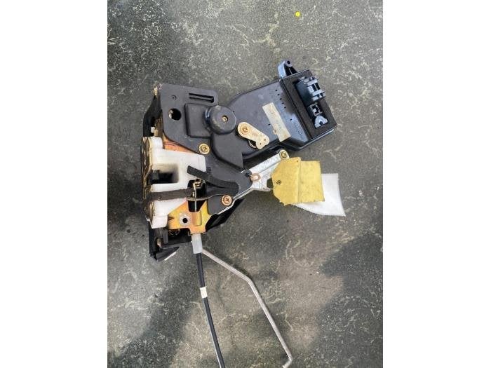 Deurslot Mechaniek 4Deurs rechts-voor van een Mazda 6, Gebruikt, -, -, Mazda