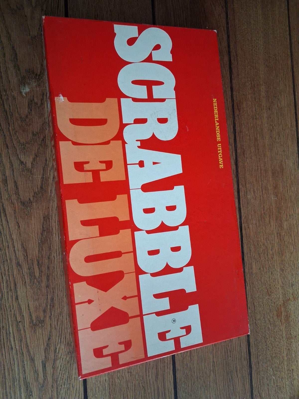 Scrabble Deluxe met draaitafel houten stenen, Drie of vier spelers, Ophalen of Verzenden, Gebruikt, Parker