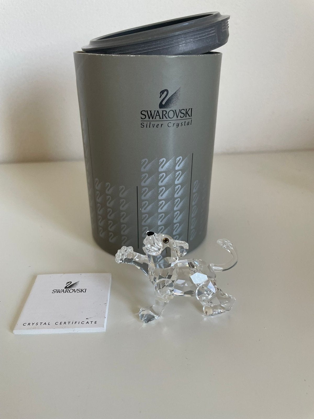 Swarovski leeuwenjong, Verzamelen, Swarovski, Ophalen of Verzenden, Zo goed als nieuw, Figuurtje