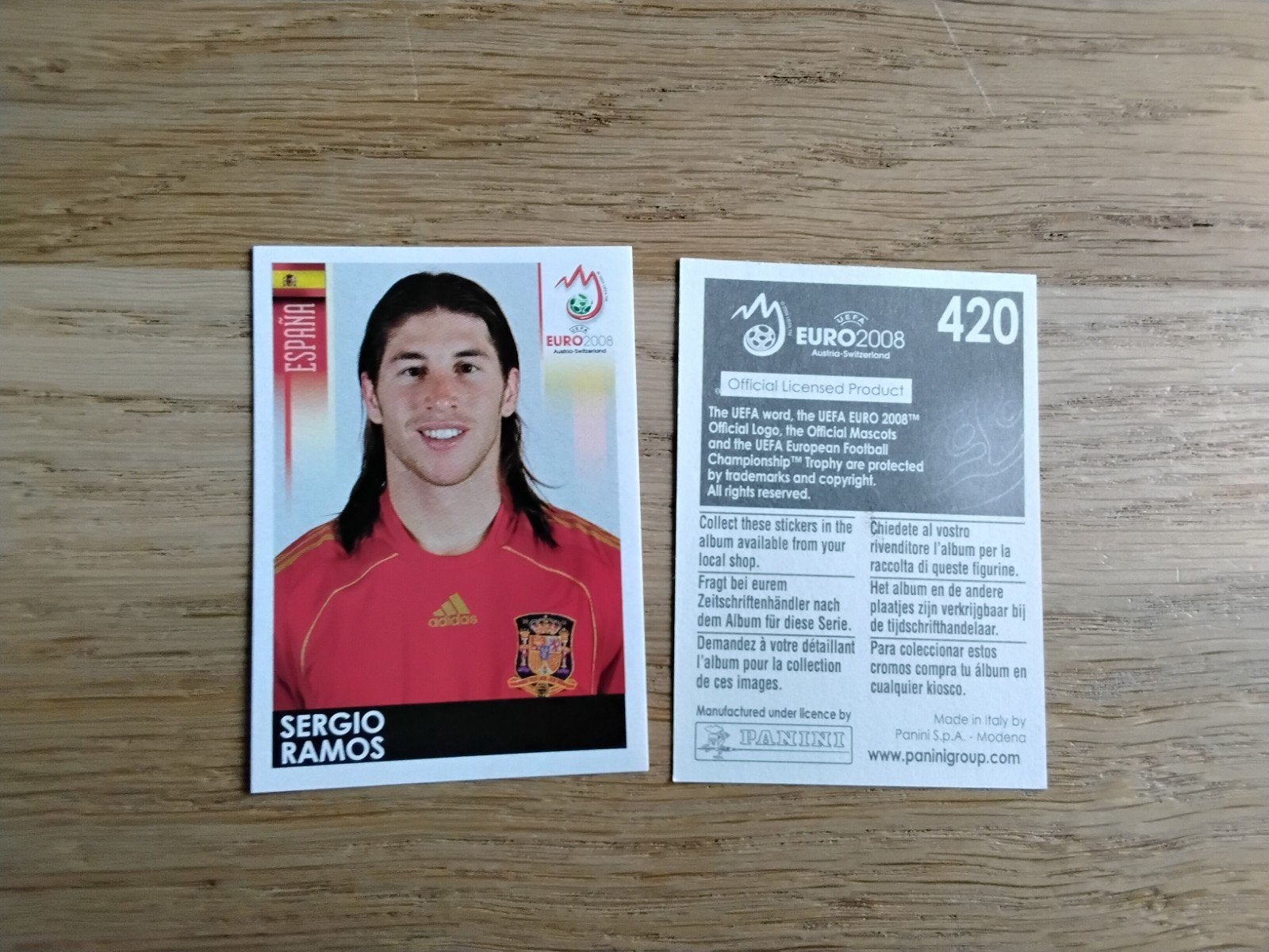 Panini Euro 2008 Sticker - Sergio Ramos nummer 420, Verzamelen, Ophalen of Verzenden, Zo goed als nieuw, Poster, Plaatje of Sticker