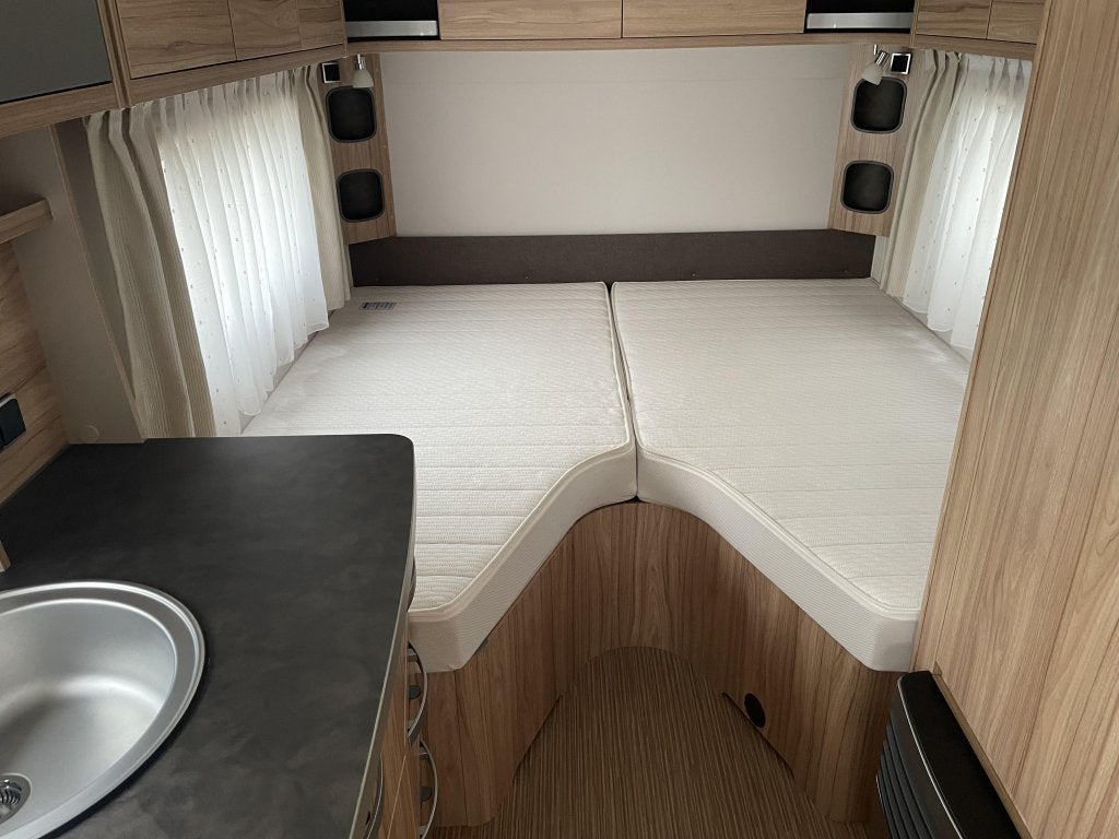 Eriba Feeling 442 Mover, vloerverwarming, Caravans en Kamperen, Overige typen, Standaardzit, Bedrijf, Tot en met 3