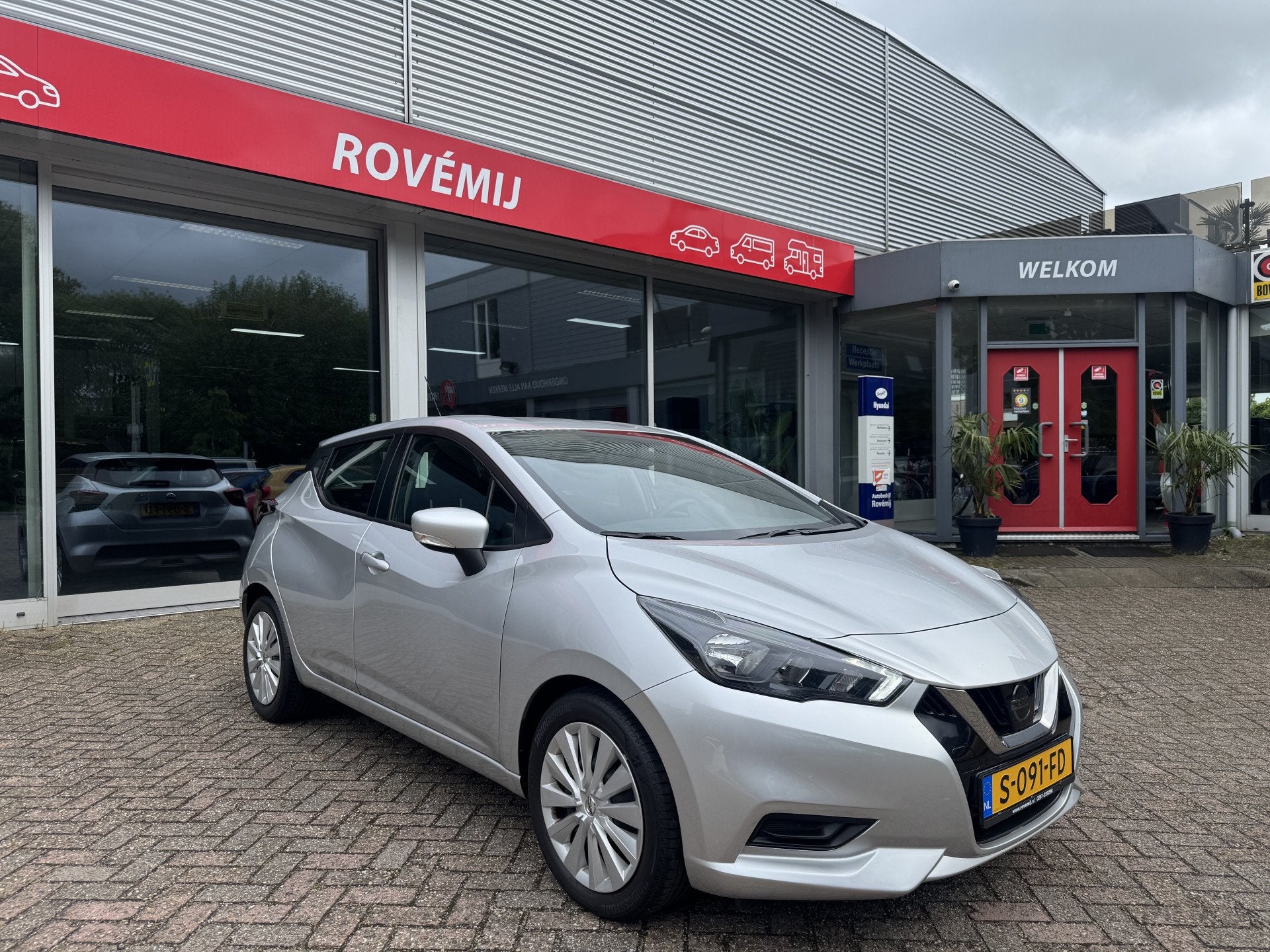 Nissan Micra 1.0 IG-T Acenta Carplay, Cruise, Prijs is RIJKL, Voorwielaandrijving, Stof, Euro 6, Handgeschakeld