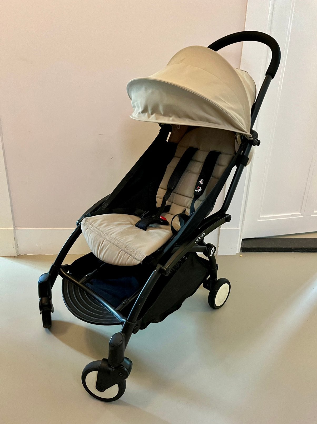 YoYo Babyzen buggy met regenhoes, Kinderen en Baby's, Buggy's, Ophalen of Verzenden, Zo goed als nieuw, Zonnekap