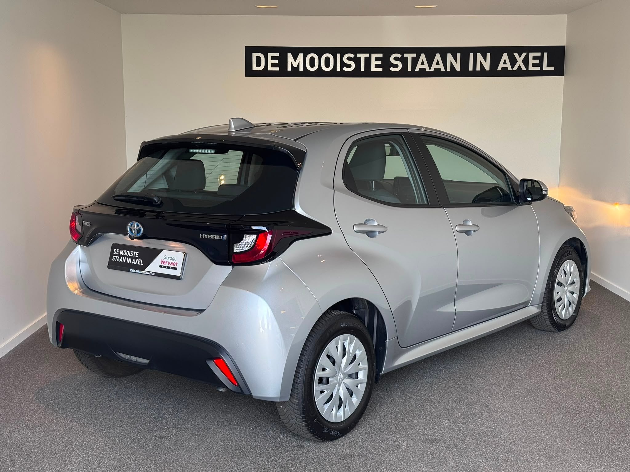 Toyota Yaris 1.5 Hybrid 115 Active !, Auto's, Automaat, Gebruikt, 1490 cc, Bedrijf