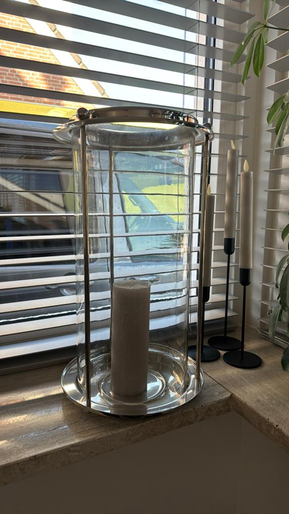2 grote Riviera Maison windlichten, Huis en Inrichting, Ophalen, 25 tot 50 cm, Zo goed als nieuw, Metaal