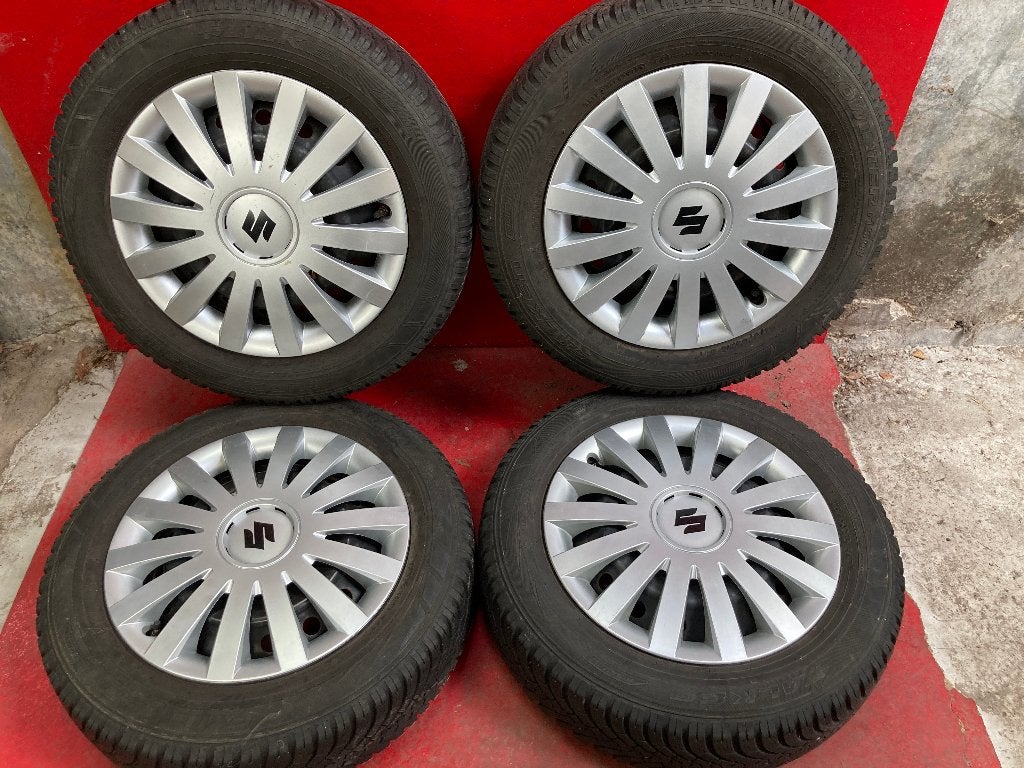 Winterbanden Suzuki Swift 2017 - 2024 175/65R15, Auto-onderdelen, Gebruikt, 15 inch, 175 mm, .