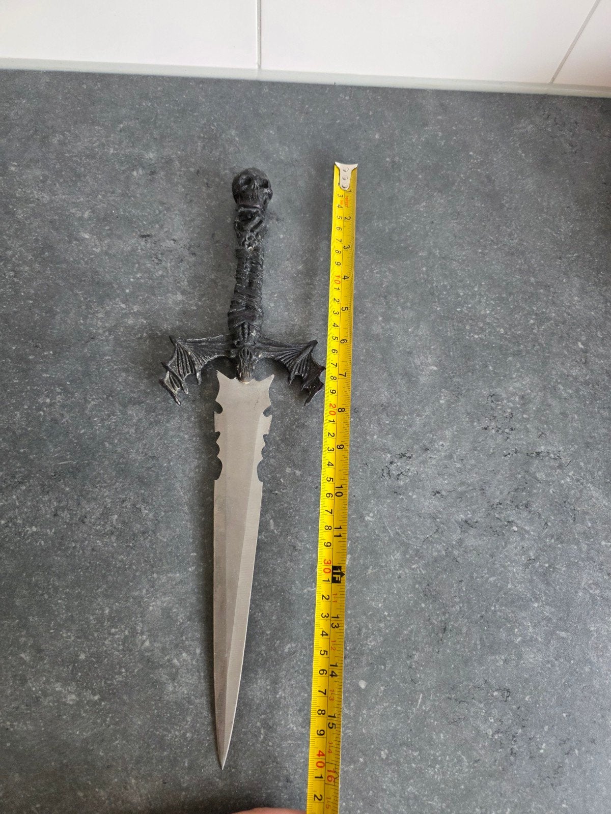 Decoratief mes met schedel handvat - 40 cm, Ophalen of Verzenden, Zo goed als nieuw
