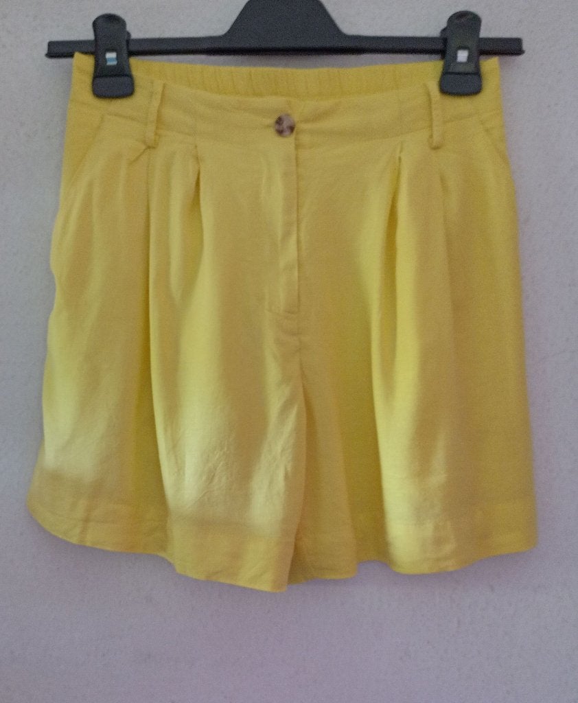 Artlove Paris shorts korte broek linnen M 38, Maat 38/40 (M), Kort, Geel, Ophalen of Verzenden