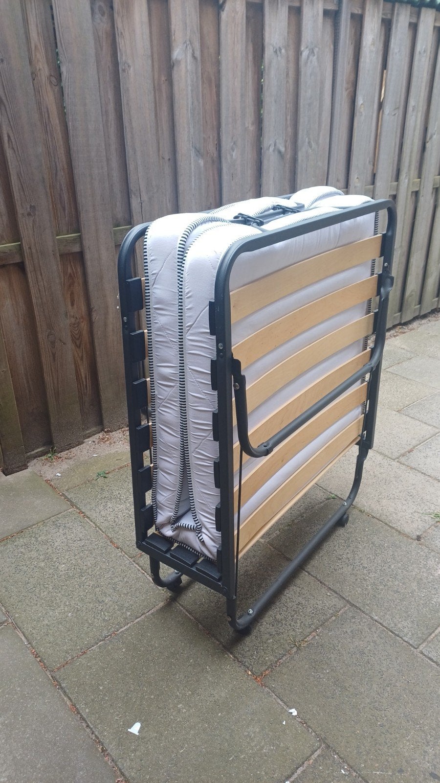 Logeerbed opklapbaar ZGAN, Ophalen, 90 cm, Eenpersoons, Zwart