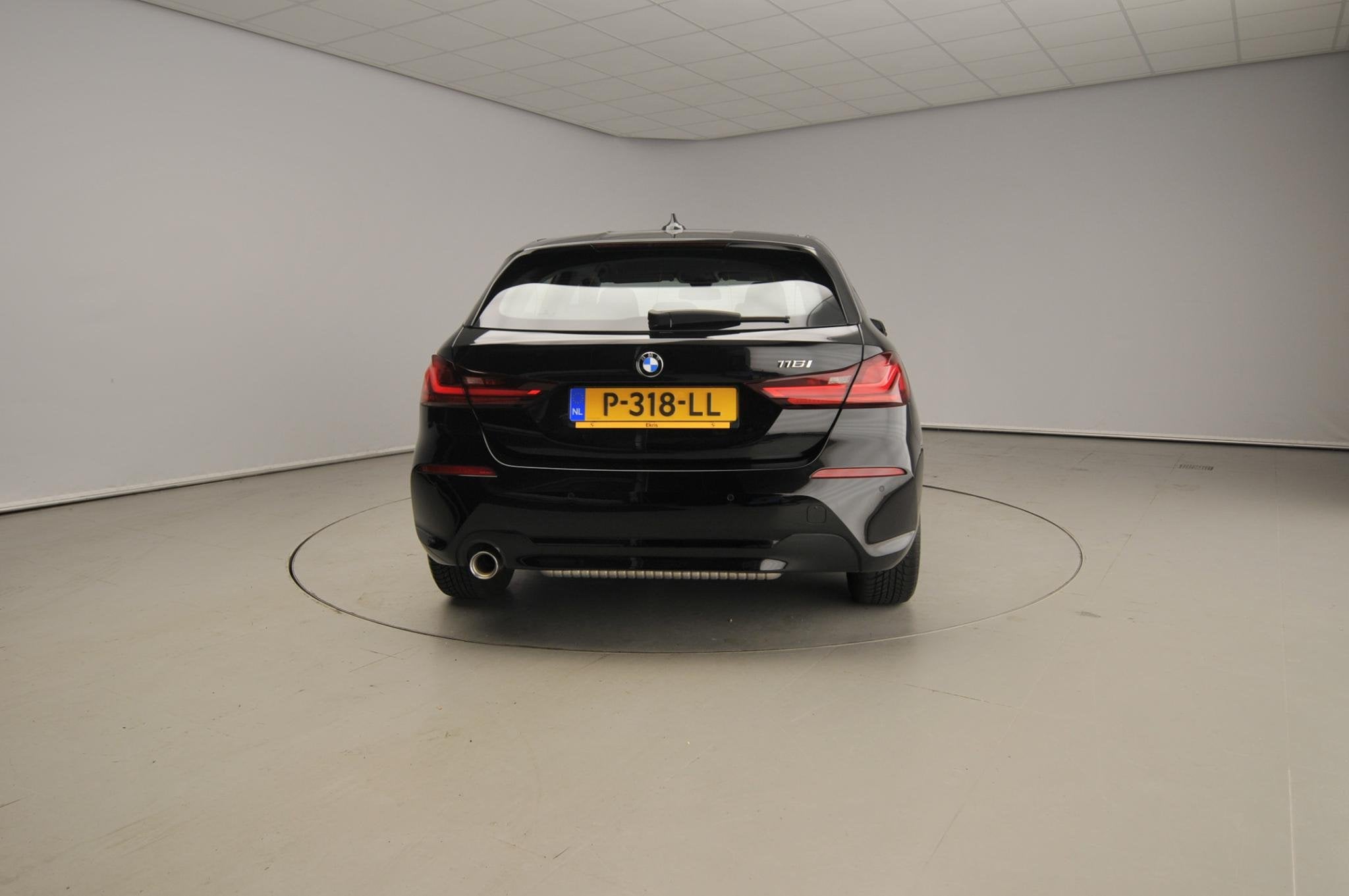 BMW 1 Serie 5-deurs 116i | LED | Navigatie | Clima | PDC | D, 12 maanden, Stof, Gebruikt, Multifunctioneel stuurwiel