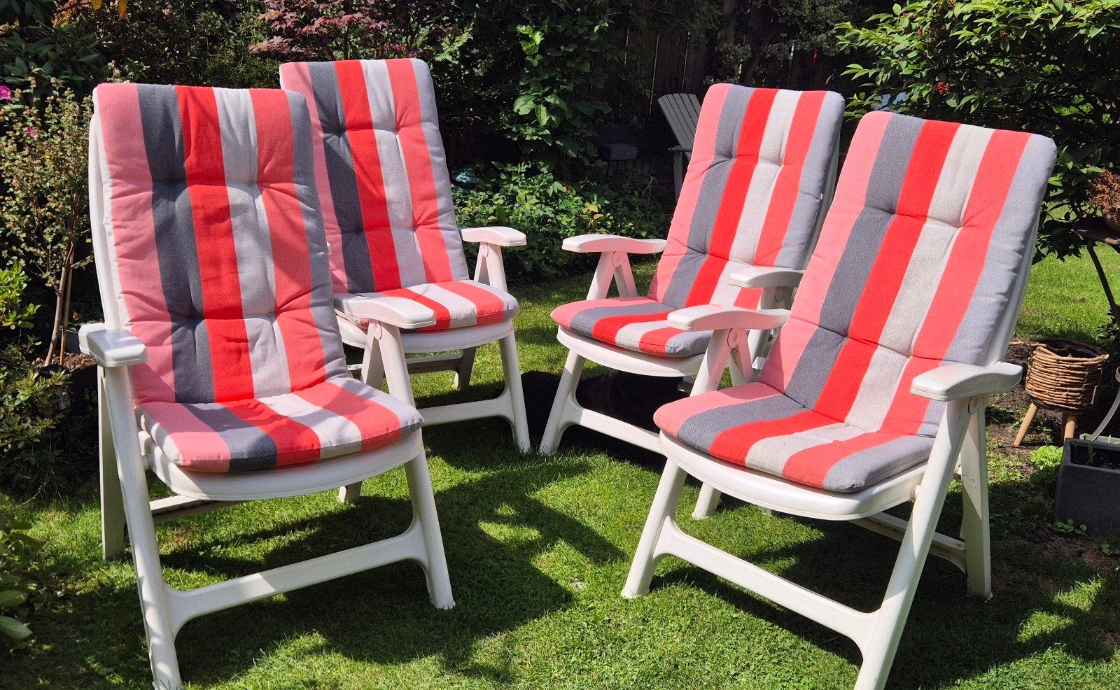 4 Witte Flair tuinstoelen (verstelbaar) met nieuwe kussens, Ophalen of Verzenden, Gebruikt, Kunststof, Verstelbaar