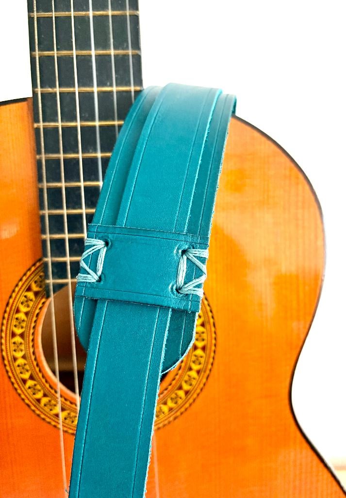 Gitaarband leer GBLeer022a 121 cm zeegroen petrol, Verzenden, Nieuw, Elektrische gitaar