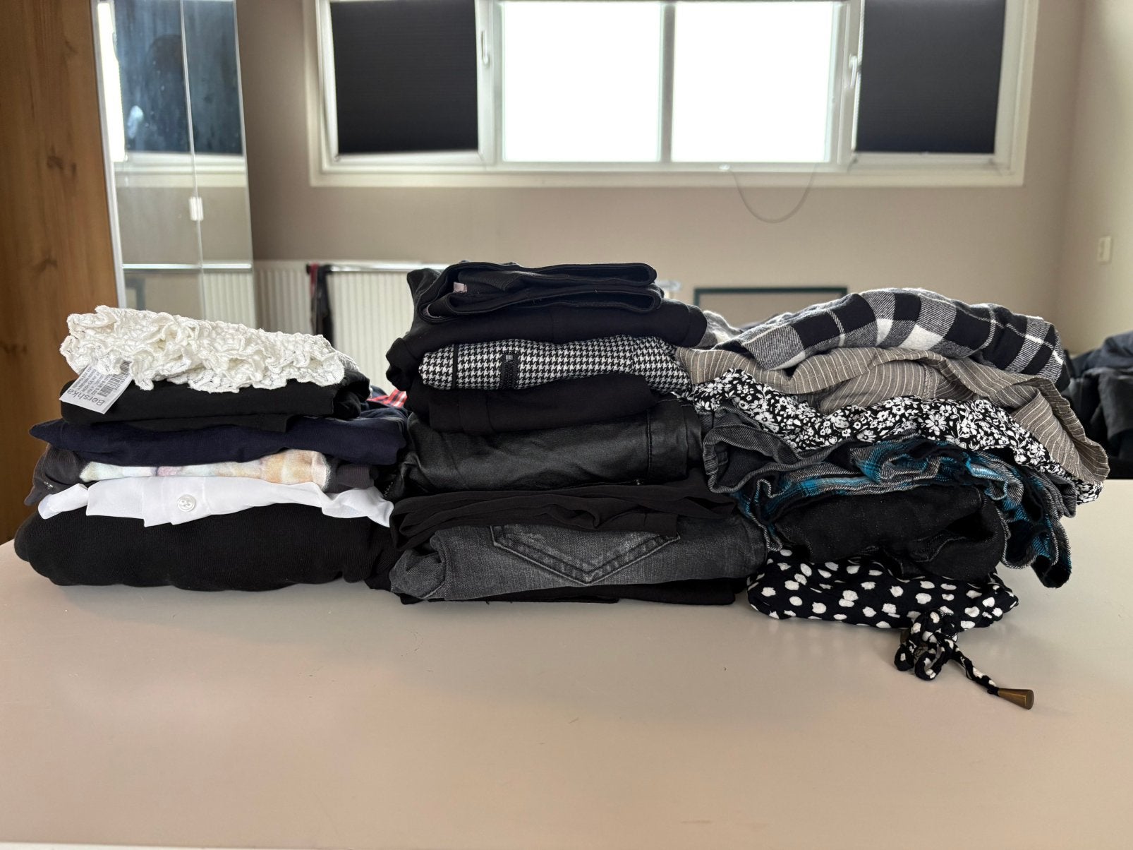Kledingpakket tiener XS/S/34/176 19 stuks, Kleding | Dames, Overige Dameskleding, Ophalen, Gedragen