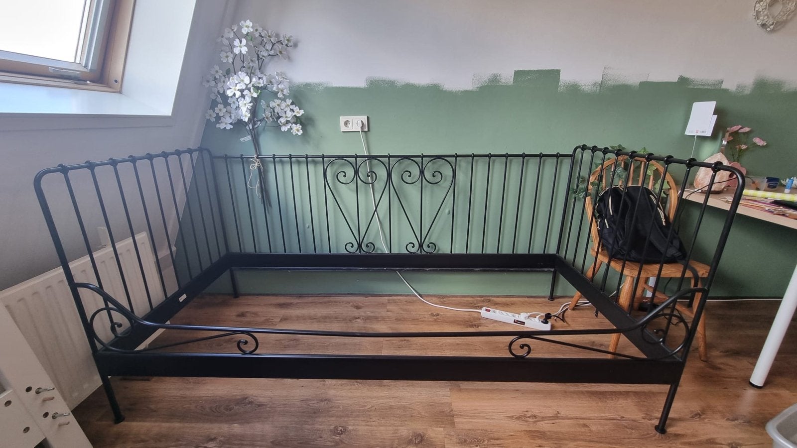 Zwart metalen bedframe zonder lattenbodem - 90x200 cm, Ophalen, Gebruikt, 90 cm, Eenpersoons