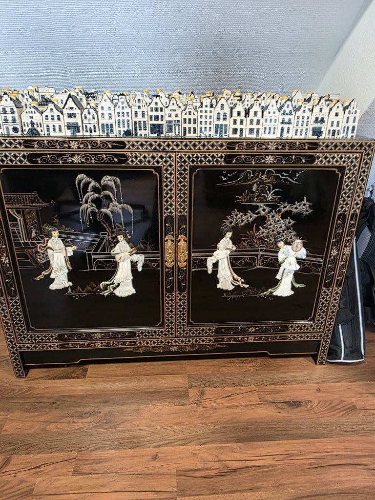 Chinese Dressoir / TV Kasten in Chinoiserie-stijl, Antiek en Kunst, Curiosa en Brocante, Ophalen