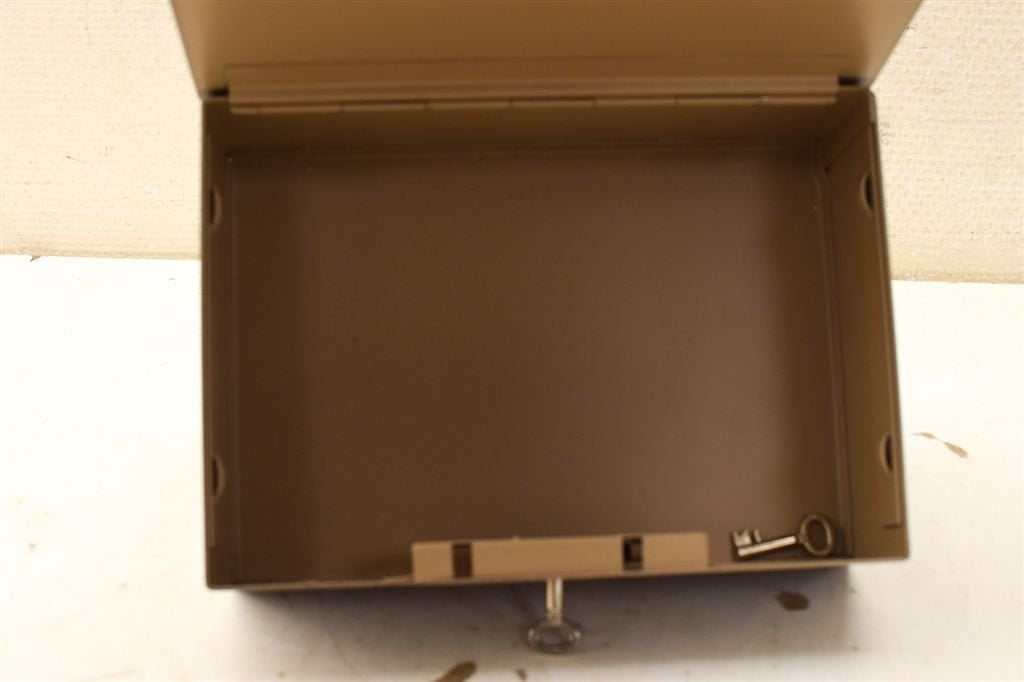 Safety Metalen Kistje 50012, Huis en Inrichting, Woonaccessoires | Kisten, Ophalen of Verzenden, Gebruikt, Minder dan 50 cm, Minder dan 50 cm