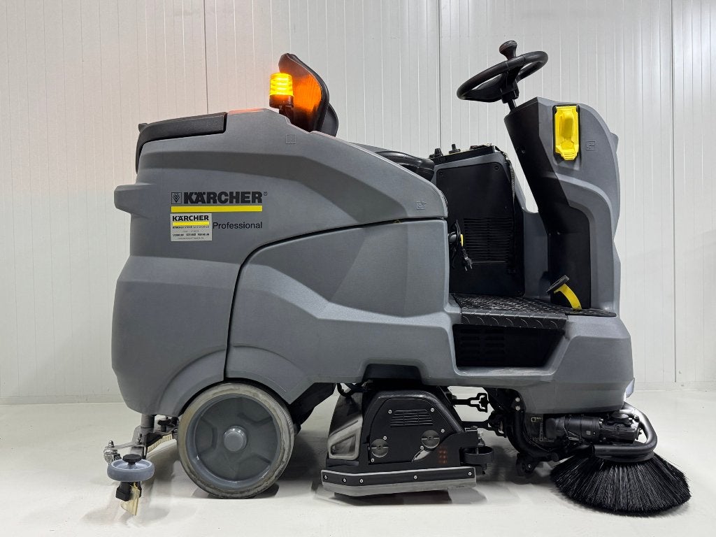 KARCHER SCHROBMACHINE B 150 R 90 BP DOSE SB 2019, Ophalen of Verzenden, Zo goed als nieuw, Schrobmachine