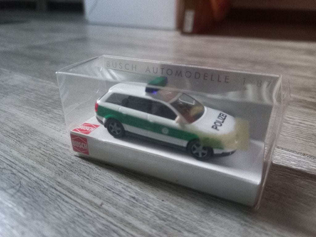 Busch 49251 Audi A4 Avant Polizei HO, Ophalen of Verzenden, Zo goed als nieuw, Auto, Overige merken
