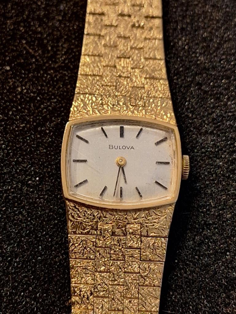 Vintage zeldzaam Bulova mechanisch Dameshorloge, Sieraden, Tassen en Uiterlijk, Horloges | Antiek, Staal, Polshorloge, Bulova