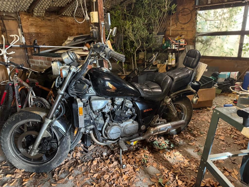 Honda Magna VF700C 1986 Restaurantie of onderdelen T.E.A.B., Ophalen