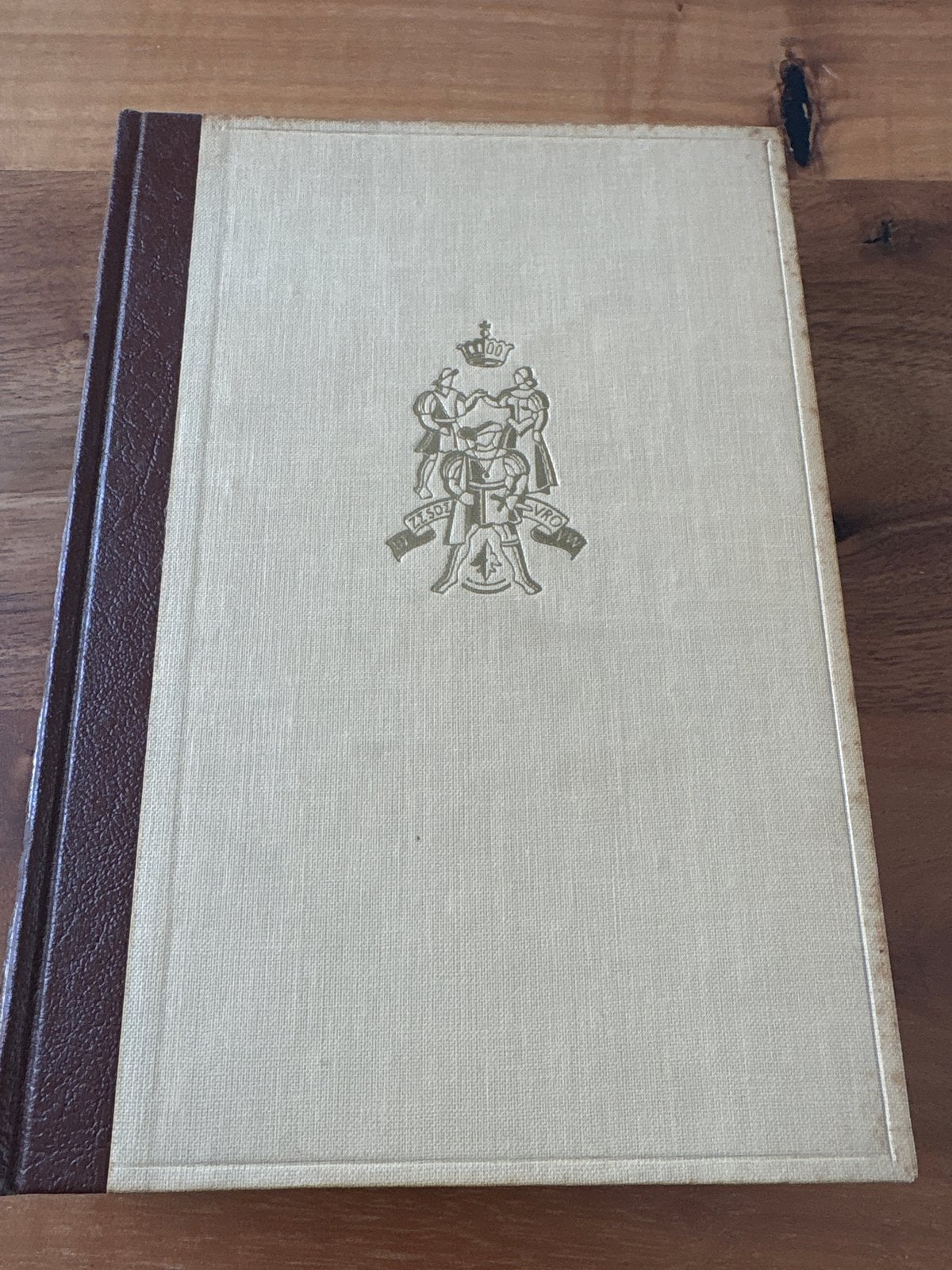 De Zesde Vrouw - Jean Plaidy (Nederlandse Boekenclub), Ophalen of Verzenden, Zo goed als nieuw, Nederland