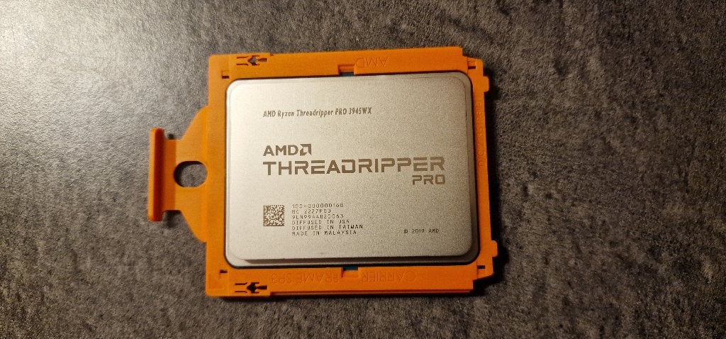 AMD Ryzen Threadripper PRO 3945WX Tray (12cores/24threads), Computers en Software, Processors, Socket sWRX8, Ophalen of Verzenden