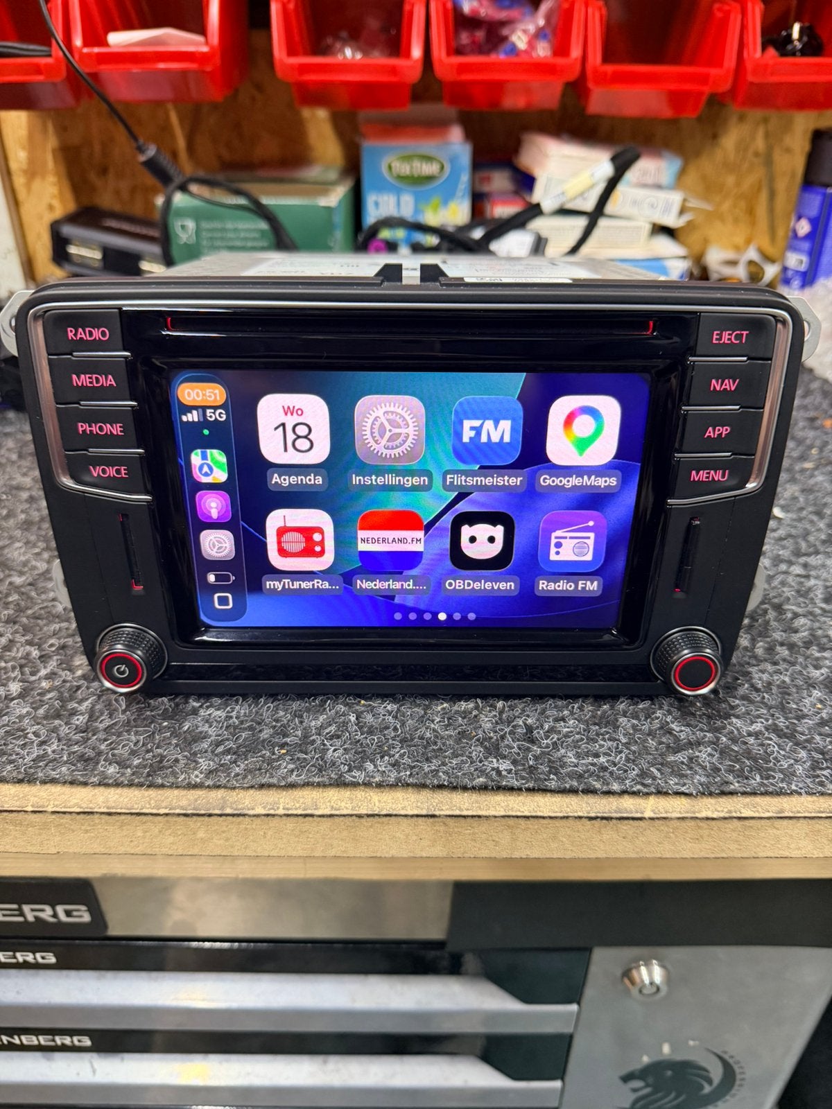 Mib 2 PQ VW SEAT SKODA CARPLAY Wireless Navi Origineel OEM, Schweinfurter Str. 5–9, Zo goed als nieuw, Preh GmbH / OEM infotainmentsysteem